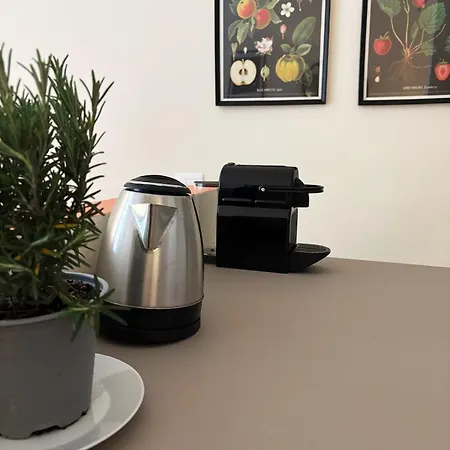 La Piazzetta Historic Center Old Port