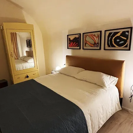 La Piazzetta Historic Center Old Port Apartment