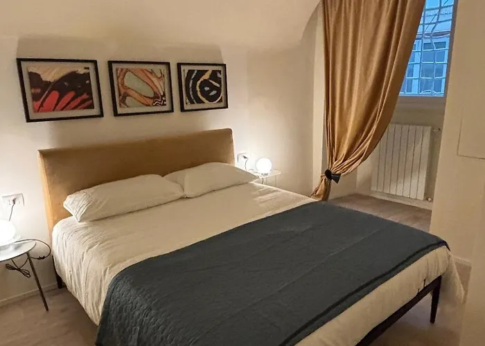 La Piazzetta Historic Center Old Port Apartment Genoa